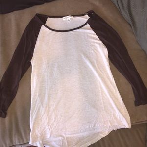 Three quarter sleeve t-Shirt